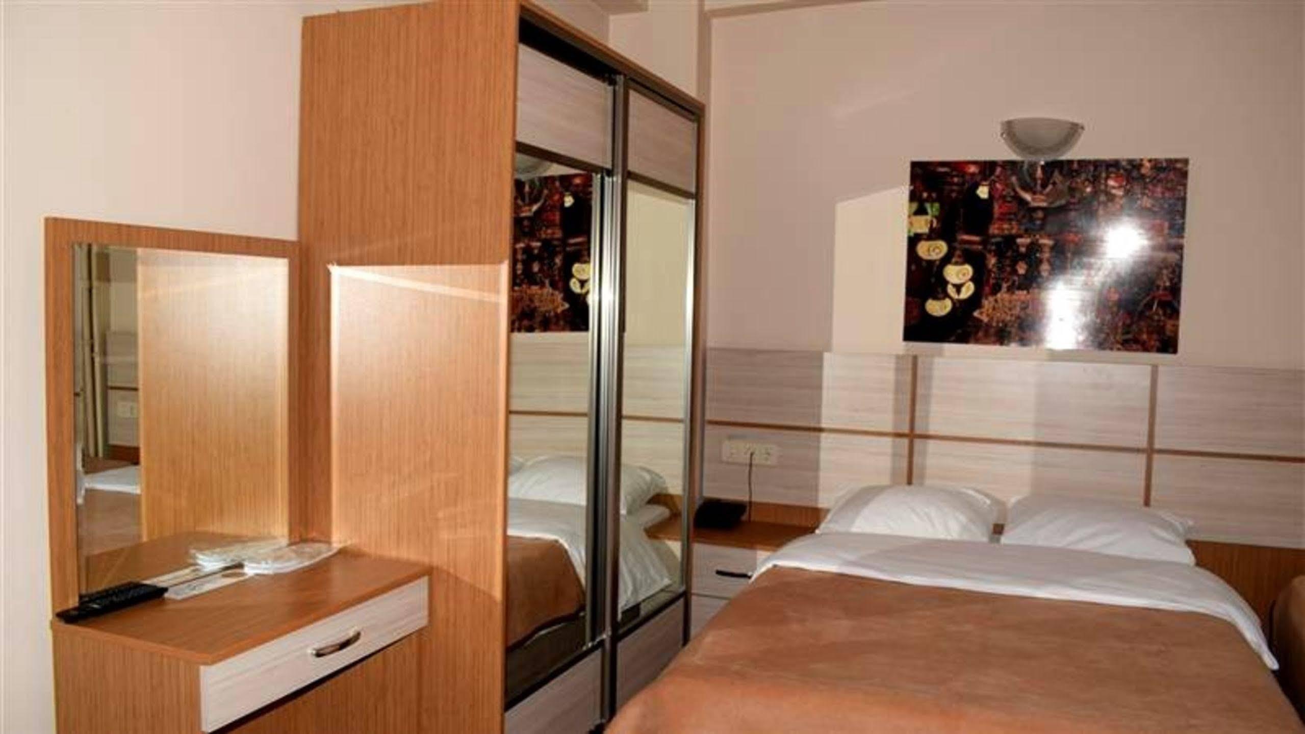 Royal Suites Besiktas Provincia di Provincia di Istanbul Esterno foto