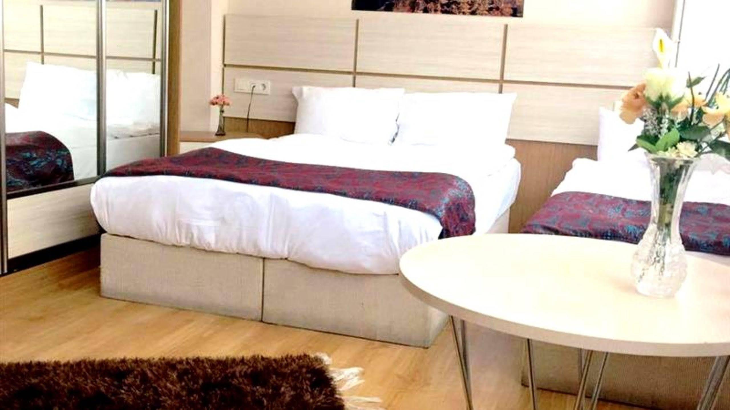 Royal Suites Besiktas Provincia di Provincia di Istanbul Esterno foto